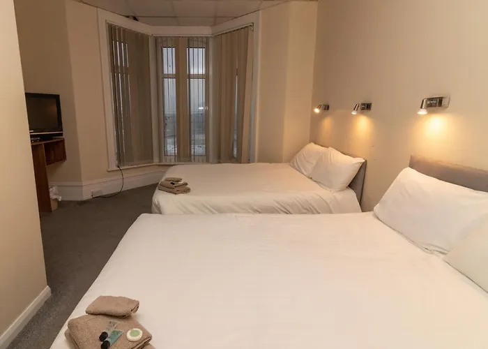 Starlux Hotel